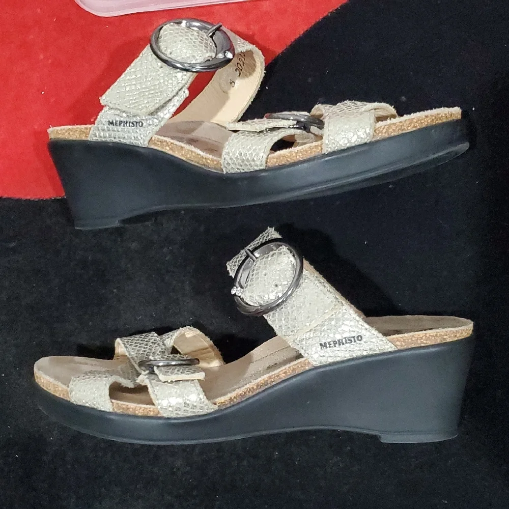 Mephisto Air Flex Gold Leather Wedge Sandals